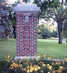 Flowers around the Pillars